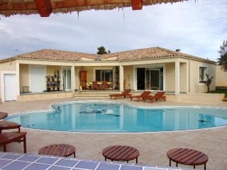 Chasseur immobilier herault villa grau d'agde avec piscine chauffée
