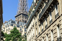 Paris 7 Appartement avec vue sur la Tour Eiffel et les toits de Paris