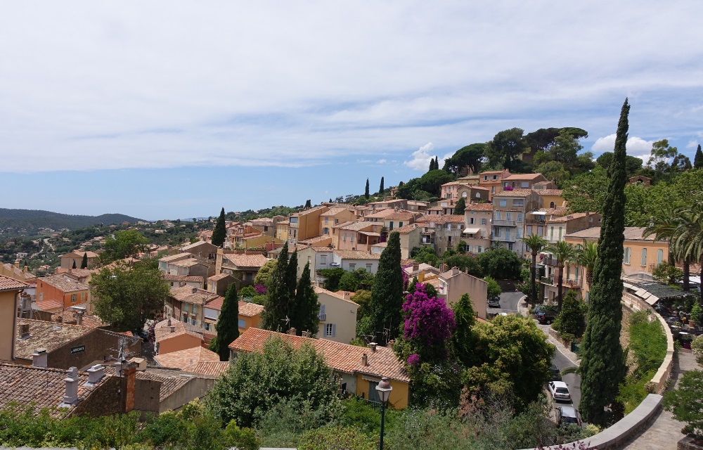 Nos chasseurs immobilier en Provence-Alpes-Côte-D'azur DETECTIMMOBILIER® et toute l'équipe de chercheurs de biens et chasseurs d'appartement, prennent en charge votre recherche immobilière