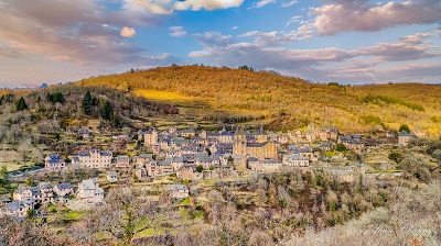 Le magnifique village de Conques dans l'Aveyron (12)