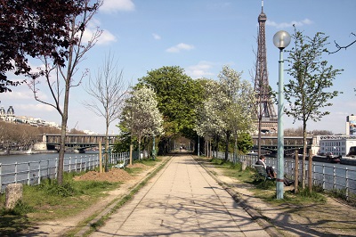 Votre recherche immobilière sur mesure à Paris 15ème arrondissement Le quartier Beaugrenelle sur les quais de Seine