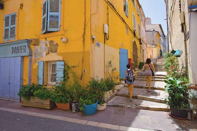 Maisons typiques dans le quartier du Panier à Marseille
