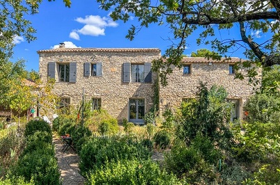 Real Estate Hunter in Provence